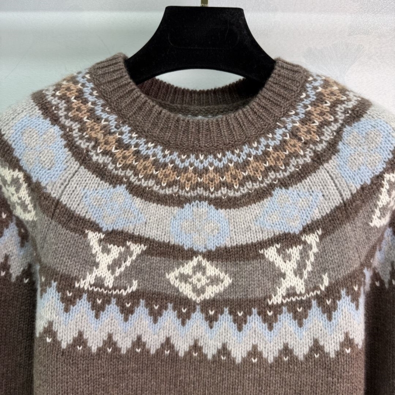 l0vis Vvtt0n sweaters